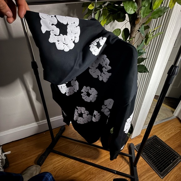 Denim tear black hoodie- size M - Picture 2 of 4